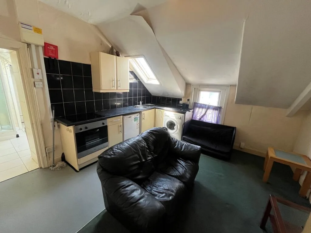 1 bedroom flat for rent