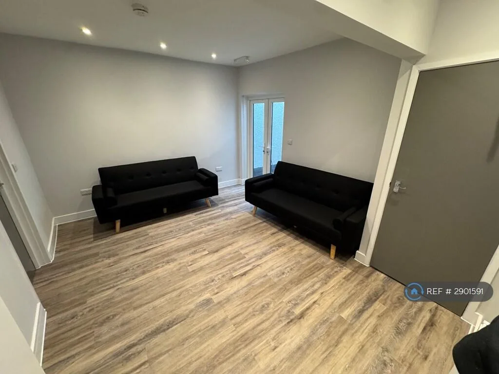 1 bedroom house share for rent