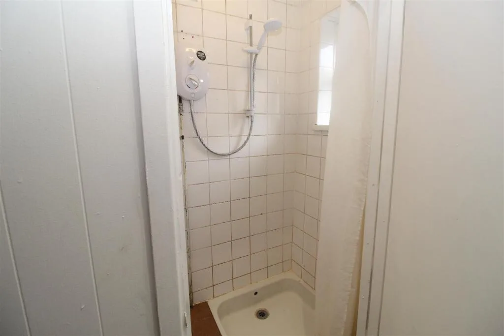 1 bedroom house for rent