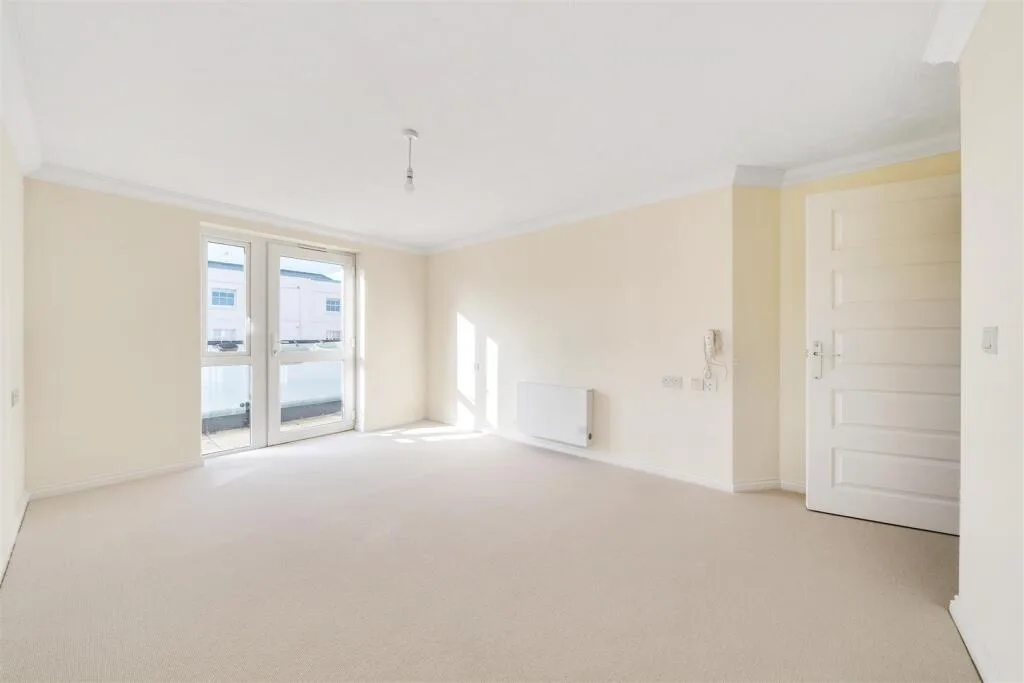 2 bedroom retirement property for rent