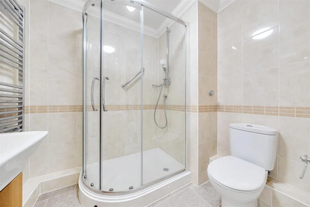 2 bedroom retirement property for rent