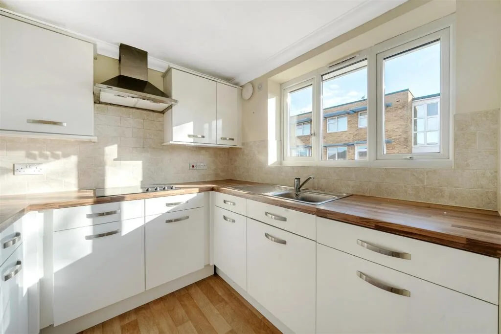 2 bedroom retirement property for rent