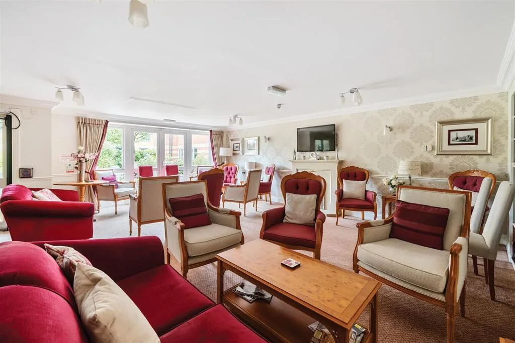 2 bedroom retirement property for rent