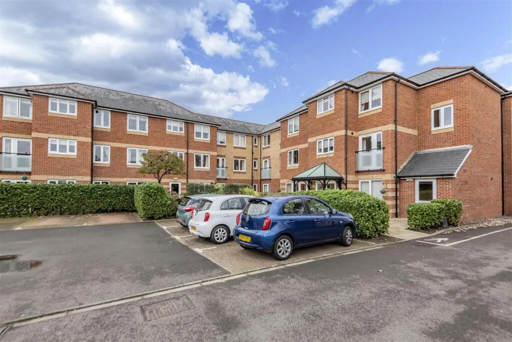 2 bedroom retirement property for rent