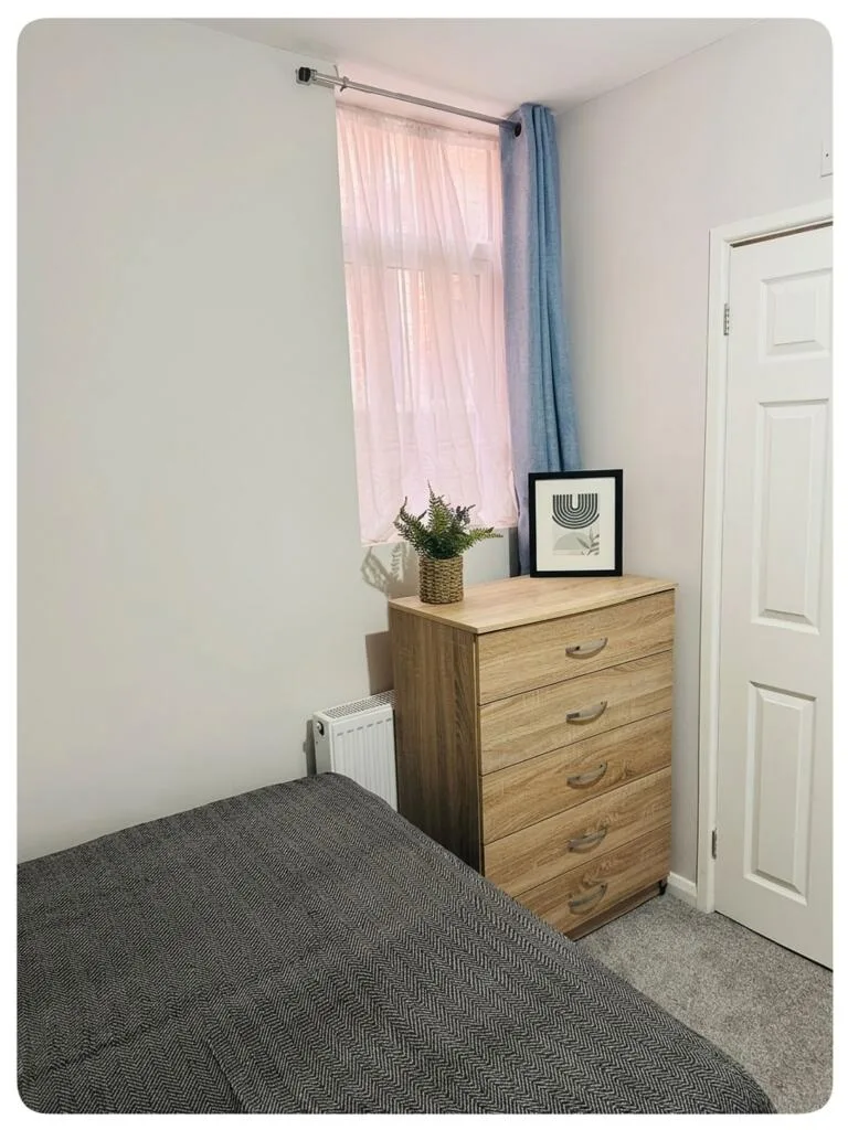 1 bedroom house for rent