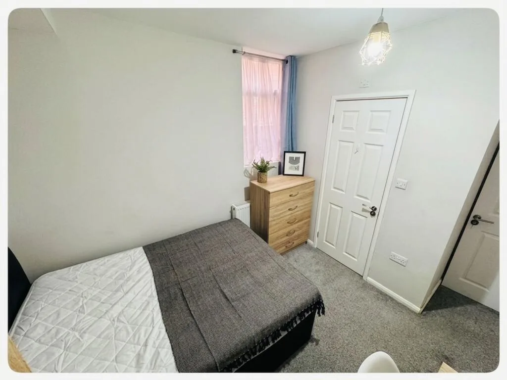 1 bedroom house for rent