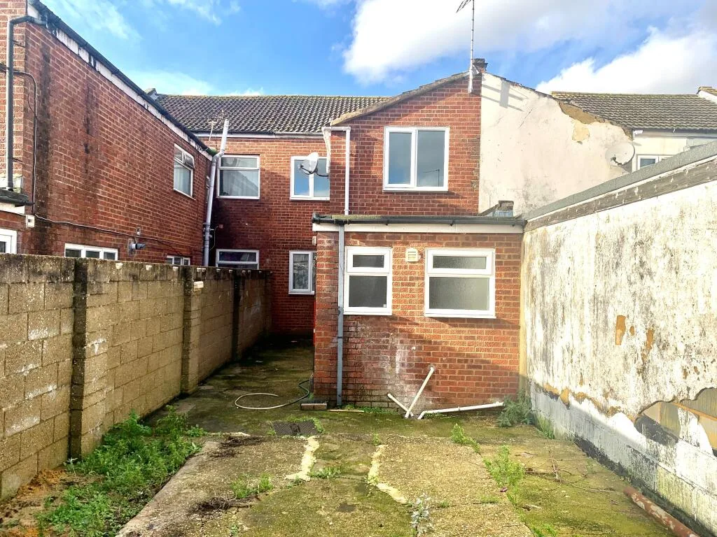 3 bedroom terraced house for rent