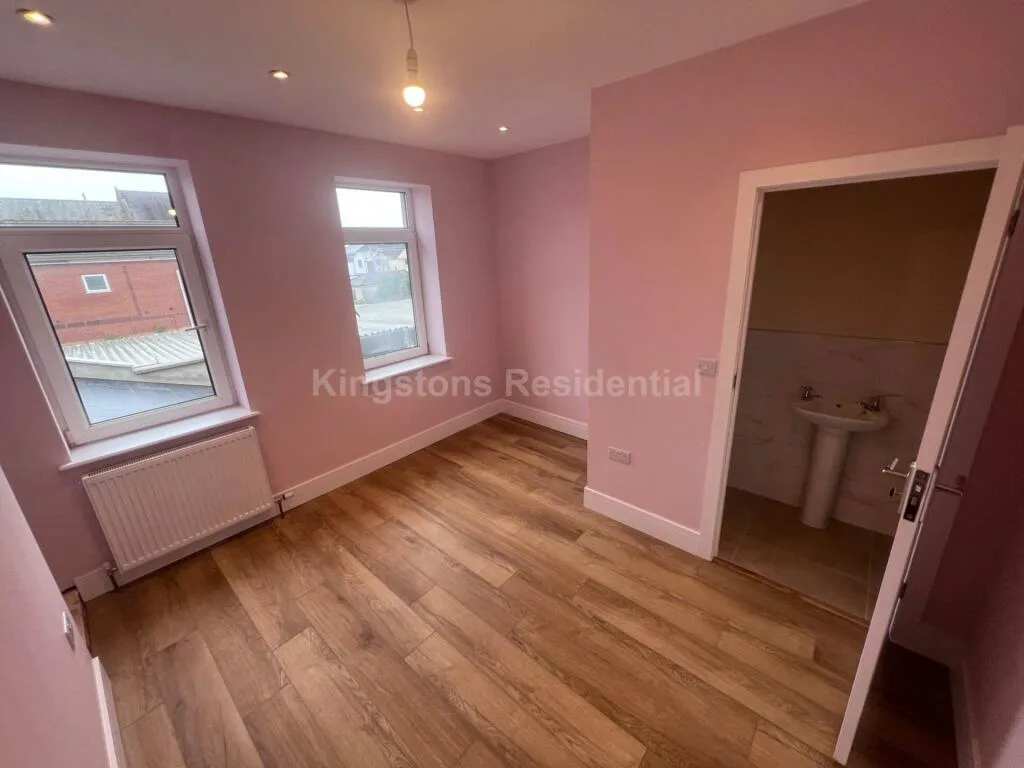 2 bedroom terraced house for rent