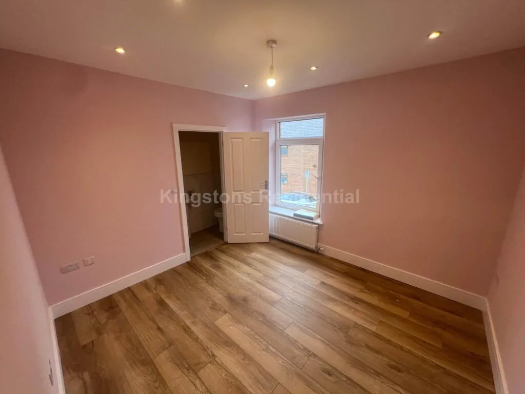 2 bedroom terraced house for rent