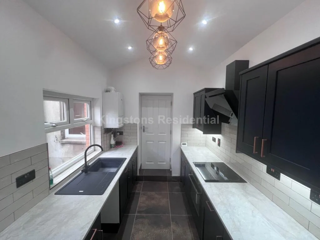 2 bedroom terraced house for rent