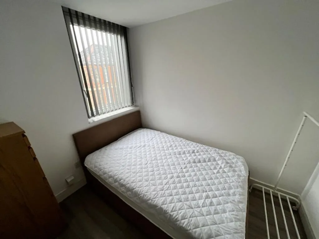3 bedroom maisonette for rent
