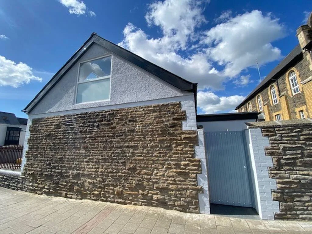 3 bedroom maisonette for rent