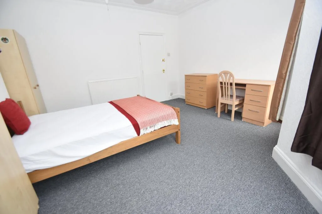 4 bedroom house for rent