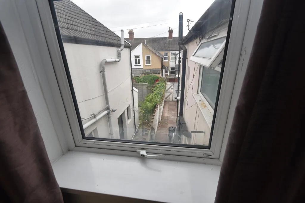 4 bedroom house for rent