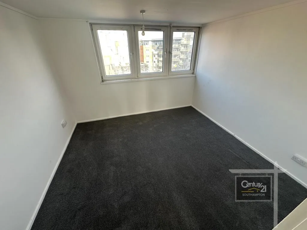 3 bedroom maisonette for rent