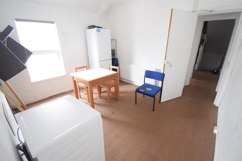 1 bedroom house for rent