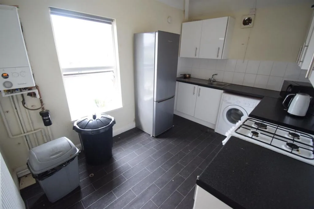 1 bedroom house for rent