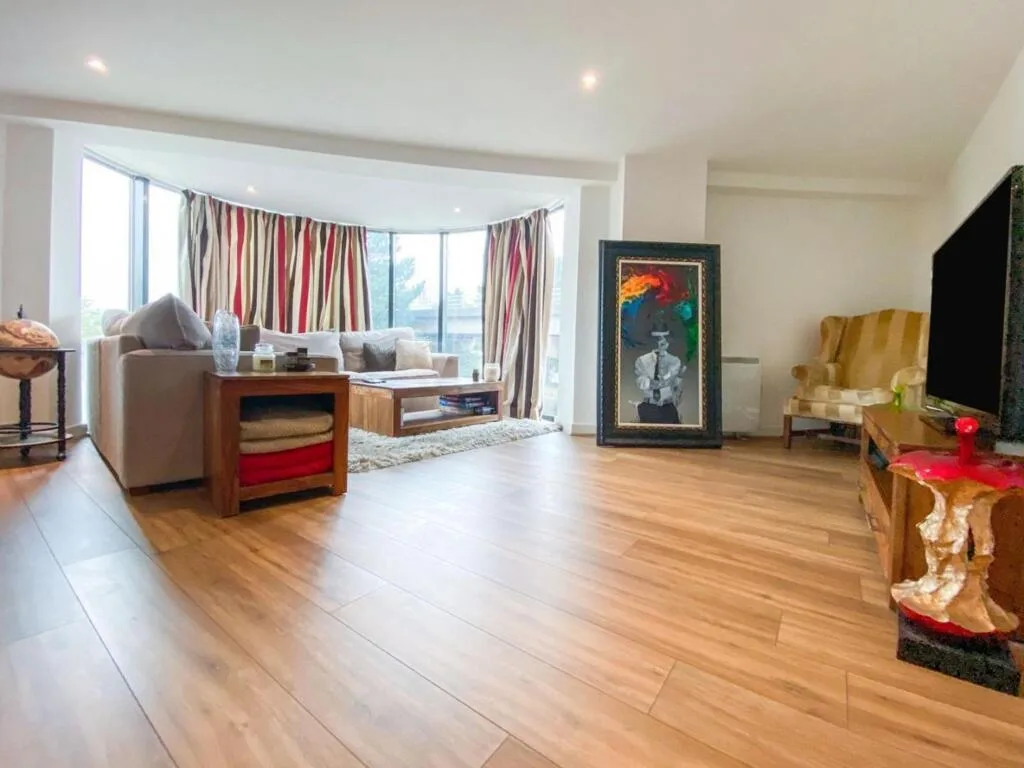 2 bedroom apartment for rent