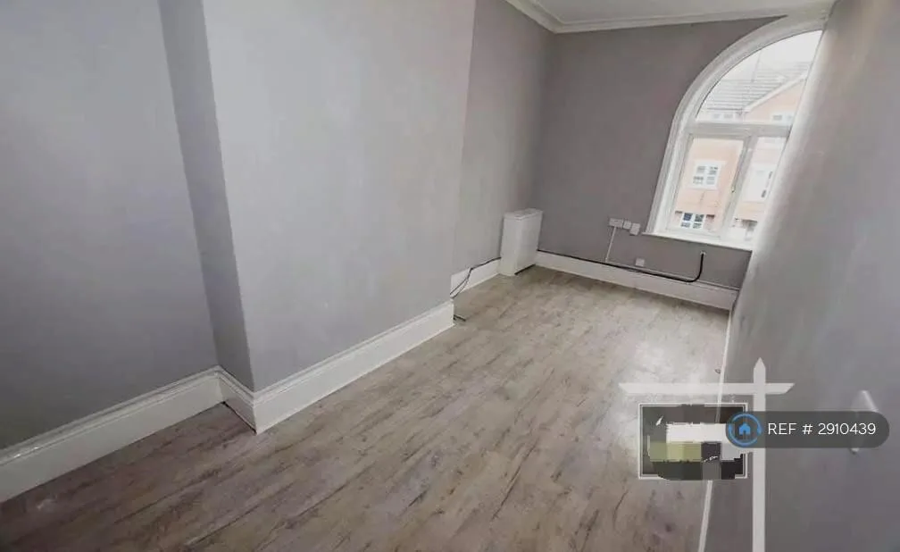 4 bedroom maisonette for rent