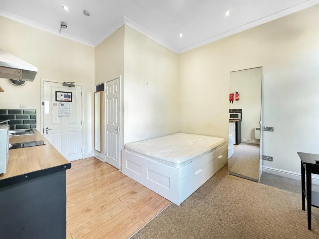 1 bedroom flat for rent