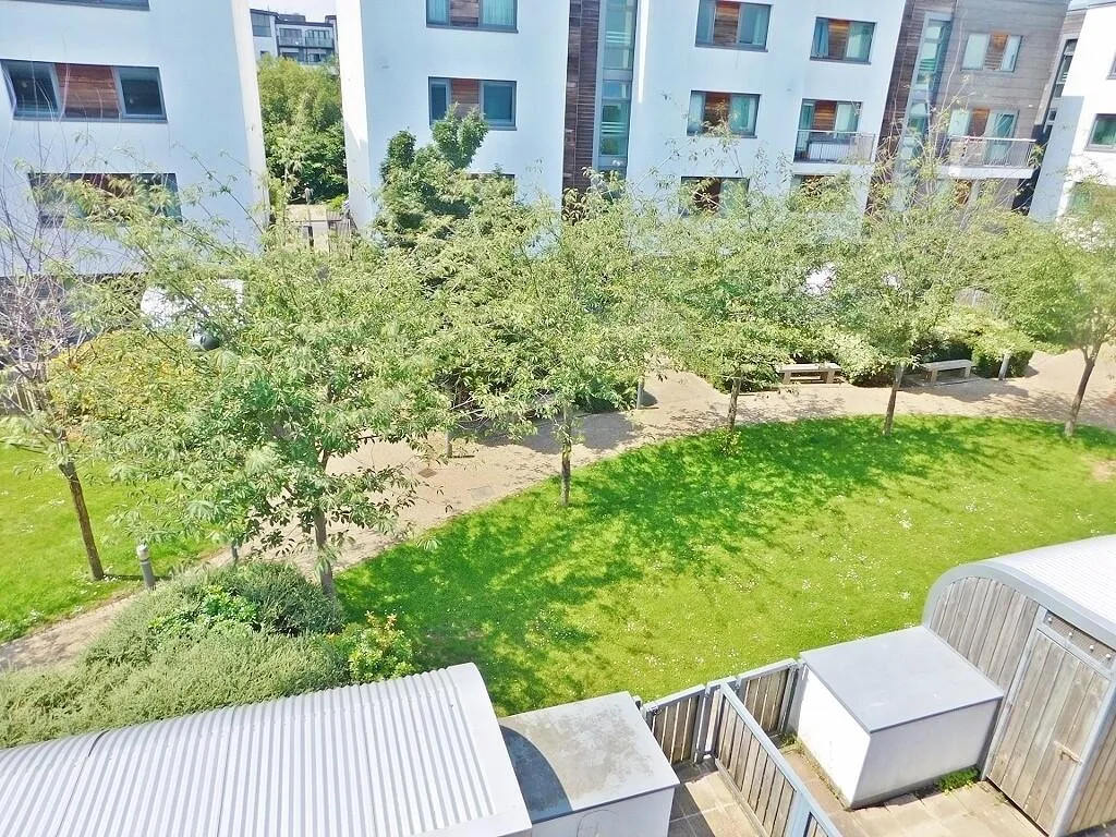 1 bedroom house share for rent