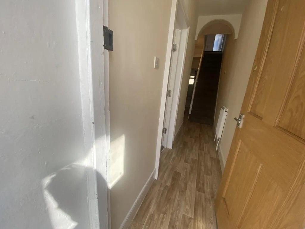 3 bedroom semi-detached house for rent