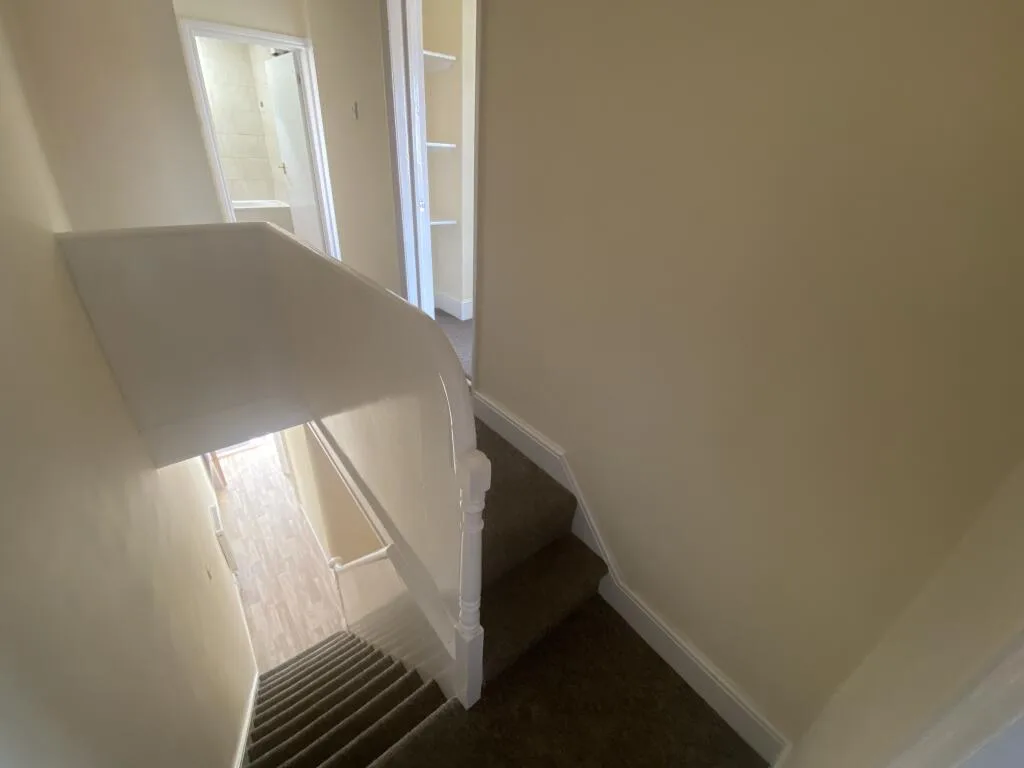 3 bedroom semi-detached house for rent