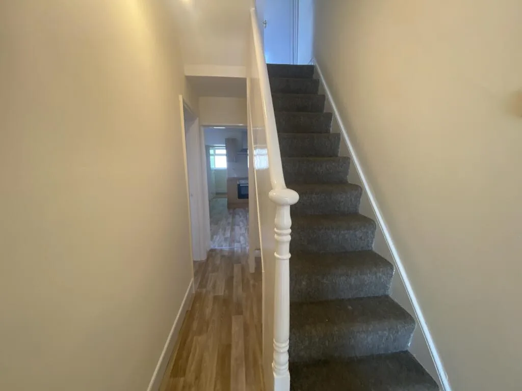 3 bedroom semi-detached house for rent
