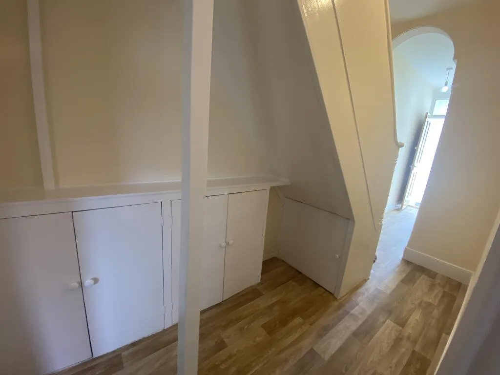 3 bedroom semi-detached house for rent