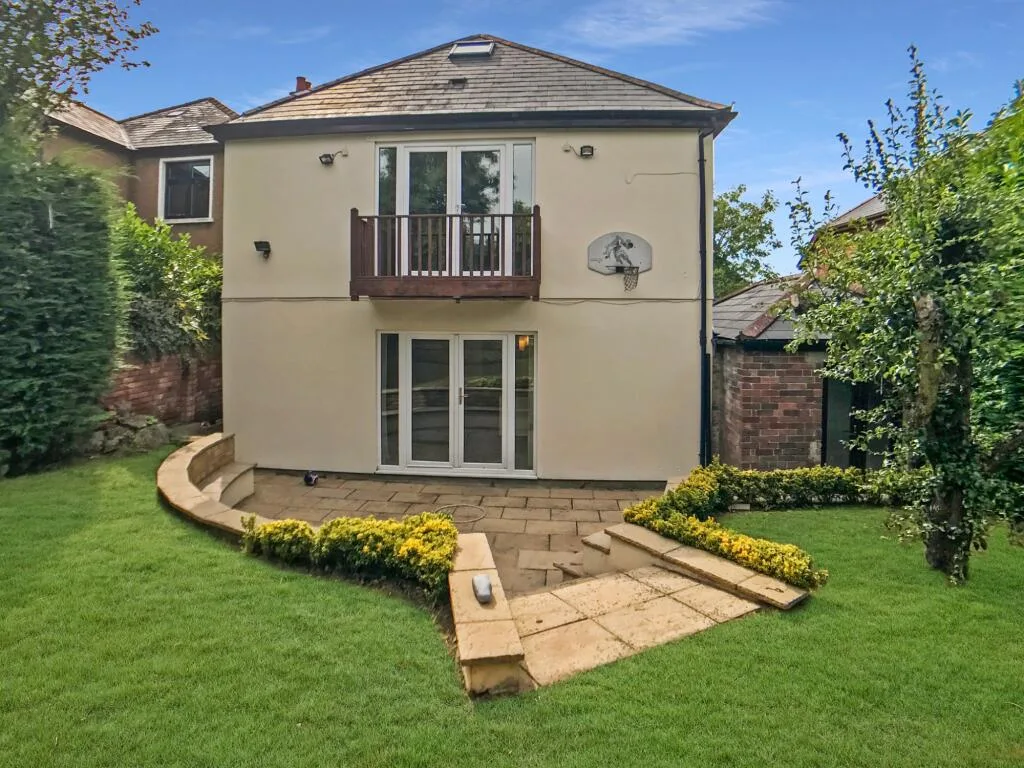 1 bedroom house share for rent
