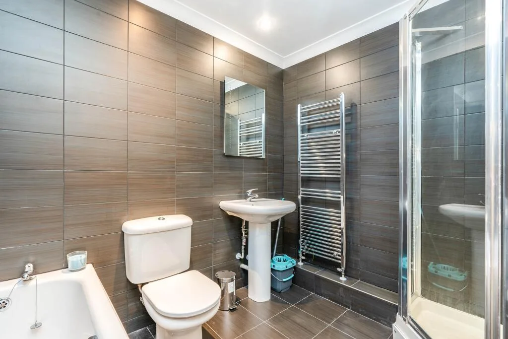 2 bedroom house for rent