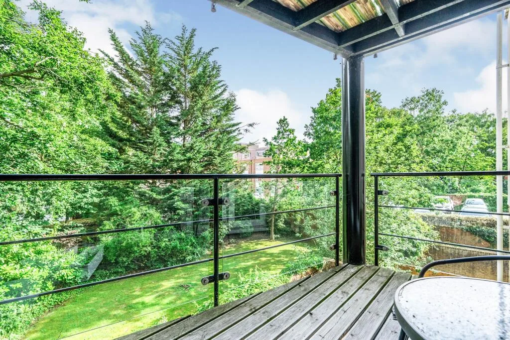 2 bedroom house for rent
