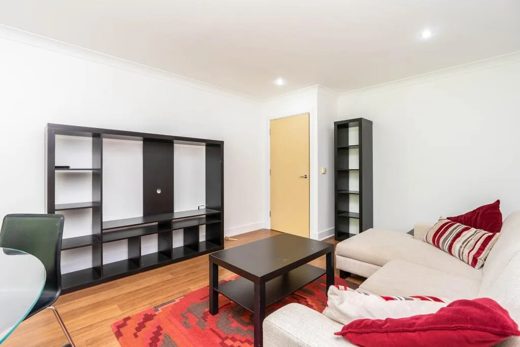 2 bedroom house for rent