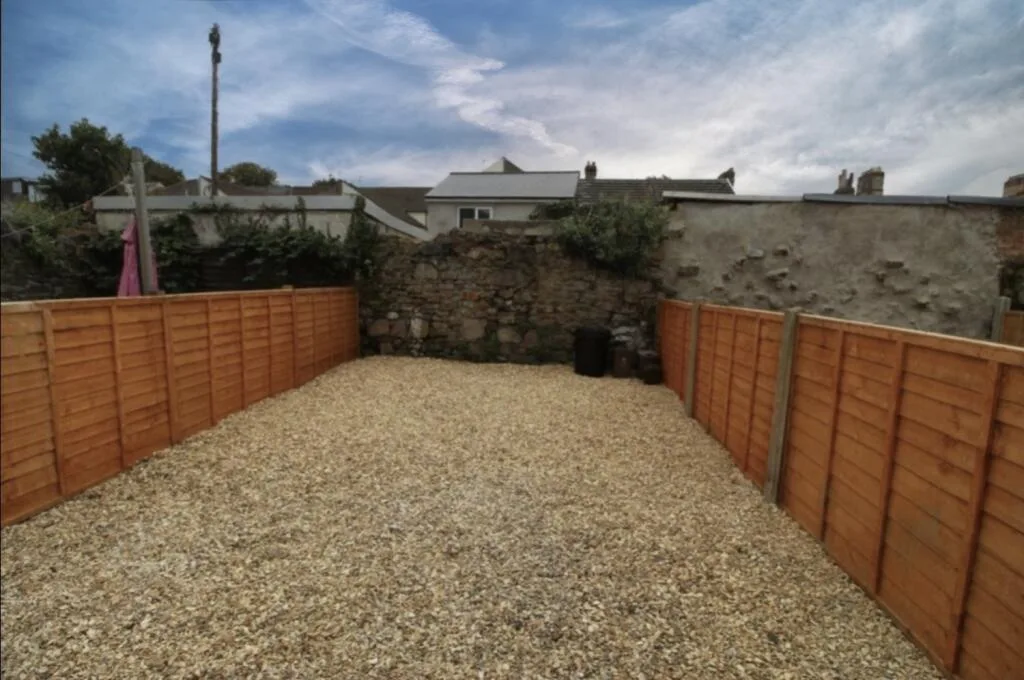 4 bedroom terraced house for rent
