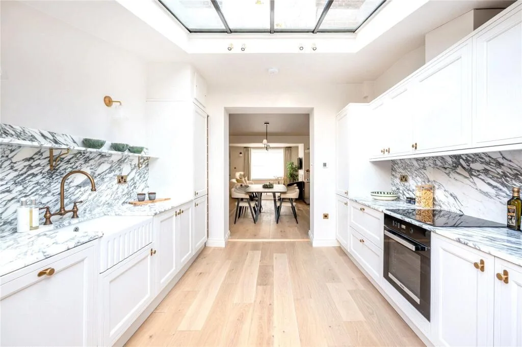 2 bedroom duplex for rent