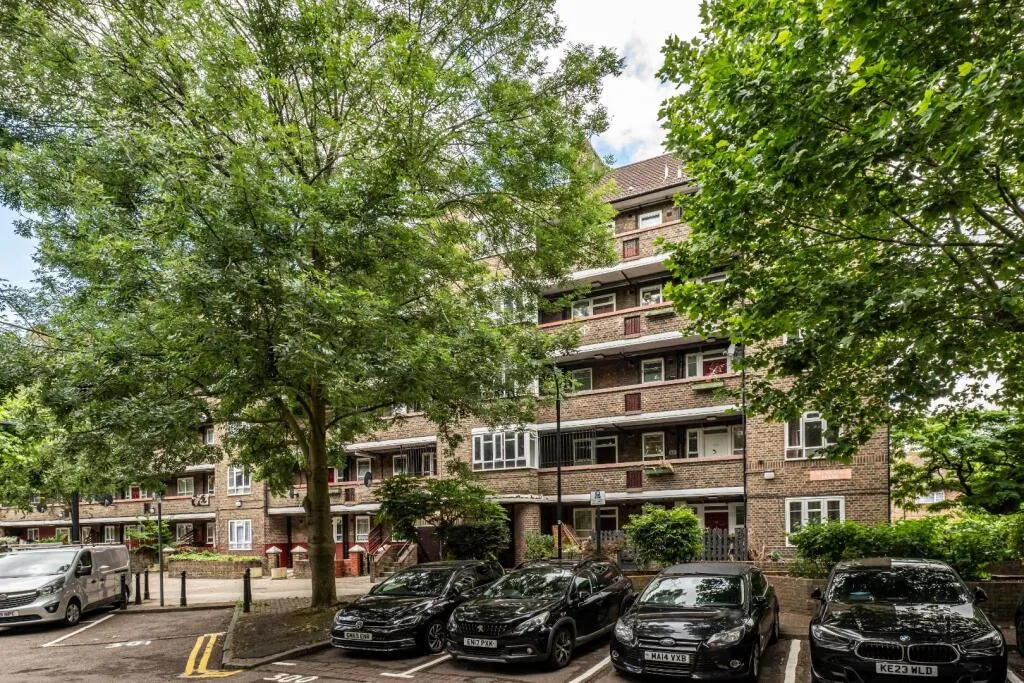 2 bedroom flat for rent