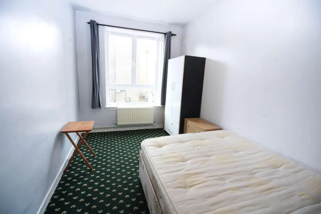 4 bedroom flat for rent