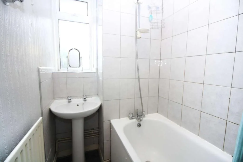 4 bedroom flat for rent