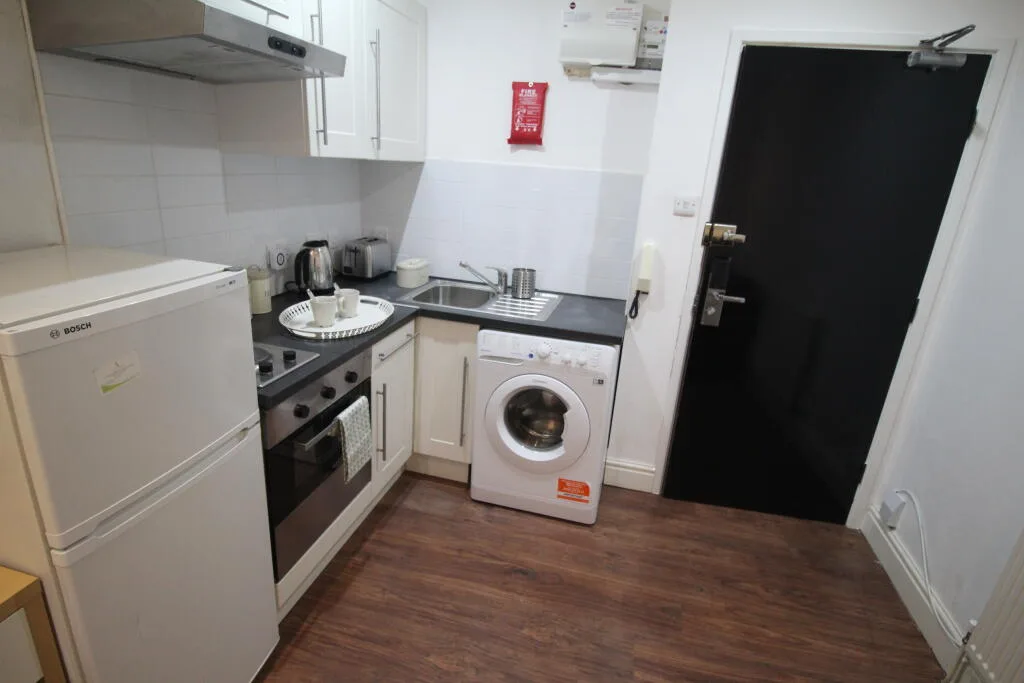 Studio flat for rent