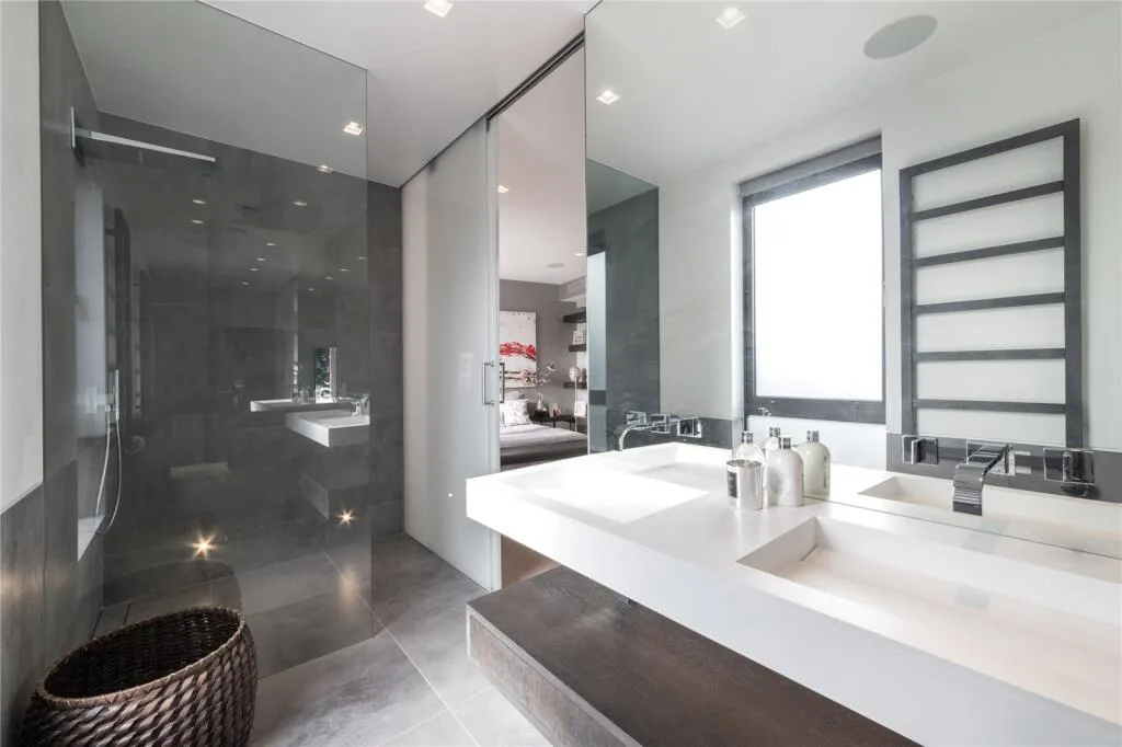 4 bedroom semi-detached house for rent