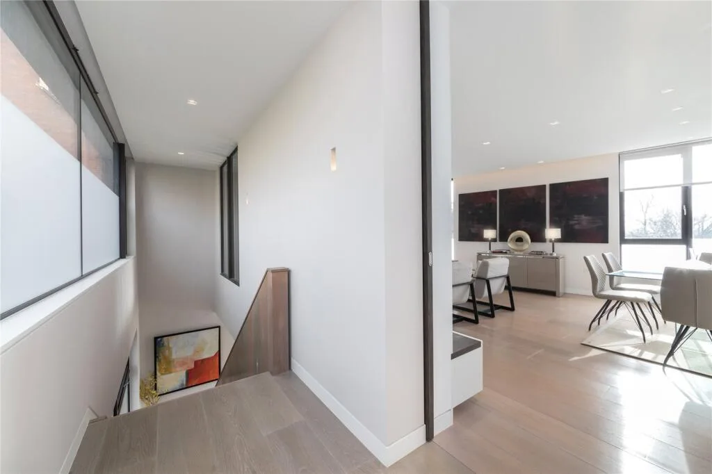4 bedroom semi-detached house for rent