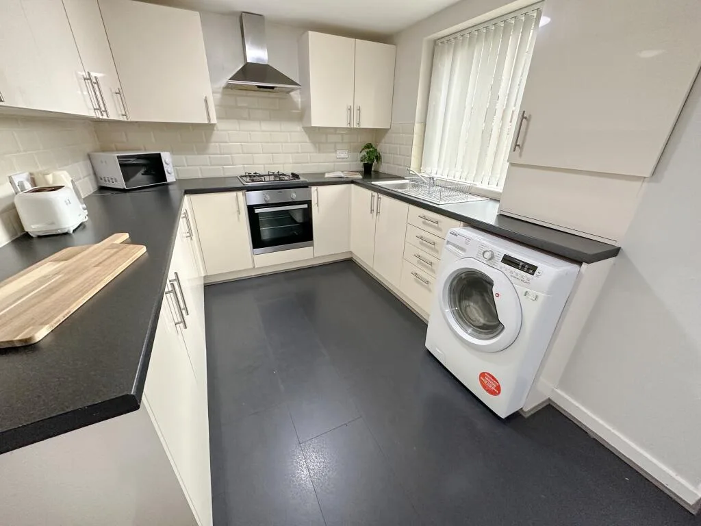 5 bedroom house for rent