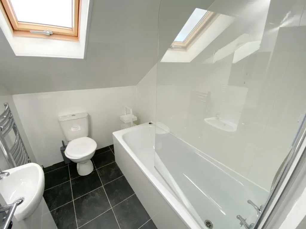 5 bedroom house for rent