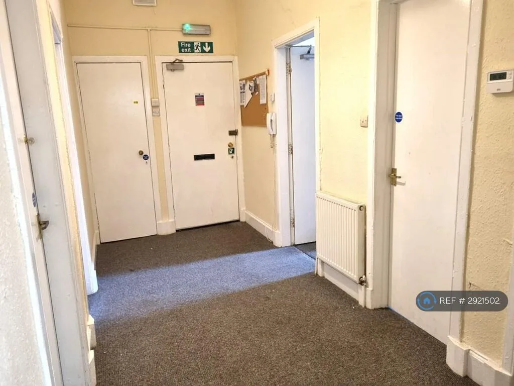 4 bedroom flat for rent
