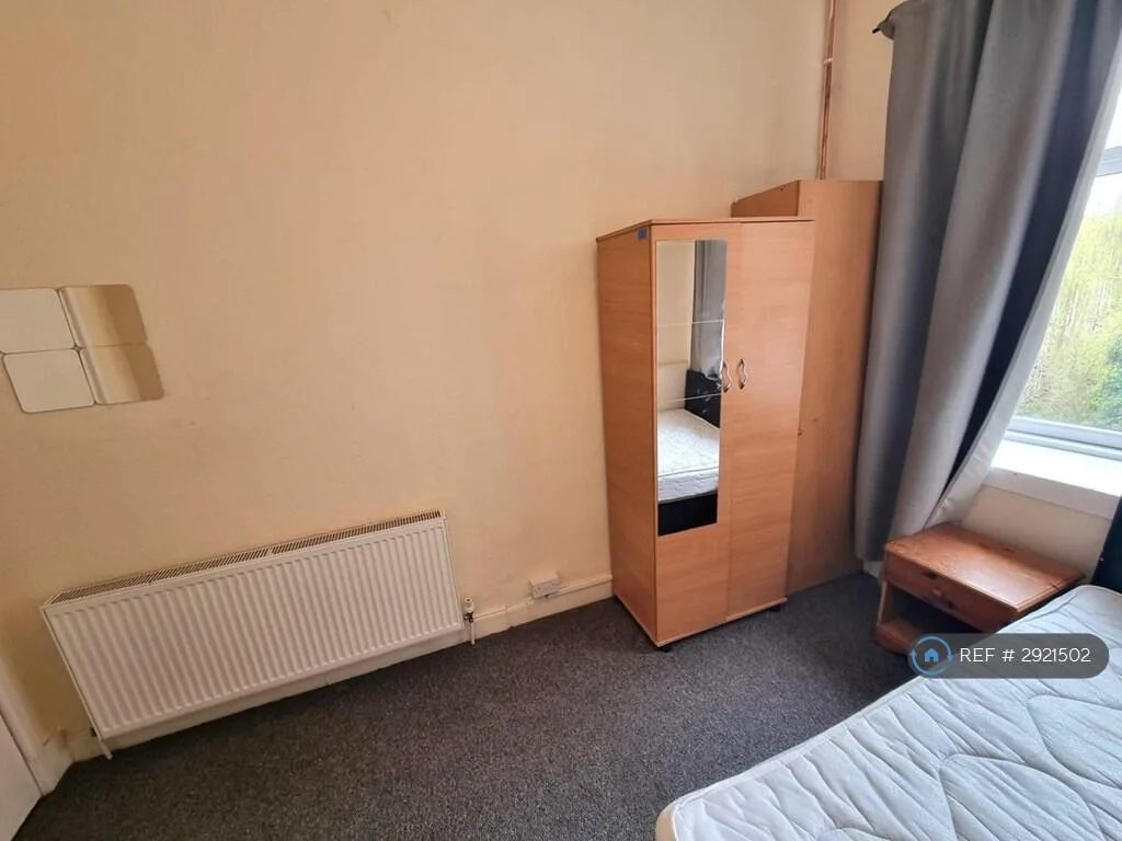 4 bedroom flat for rent