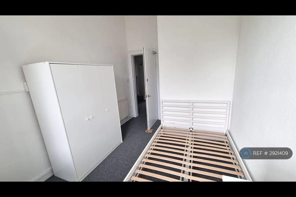 4 bedroom flat for rent