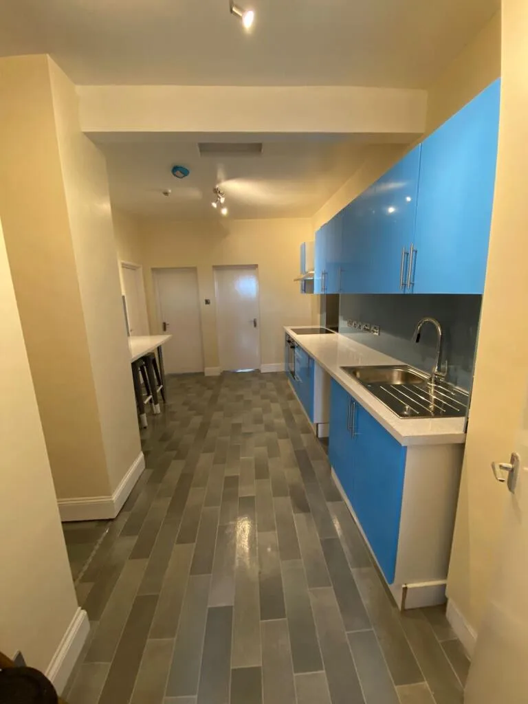 4 bedroom flat for rent