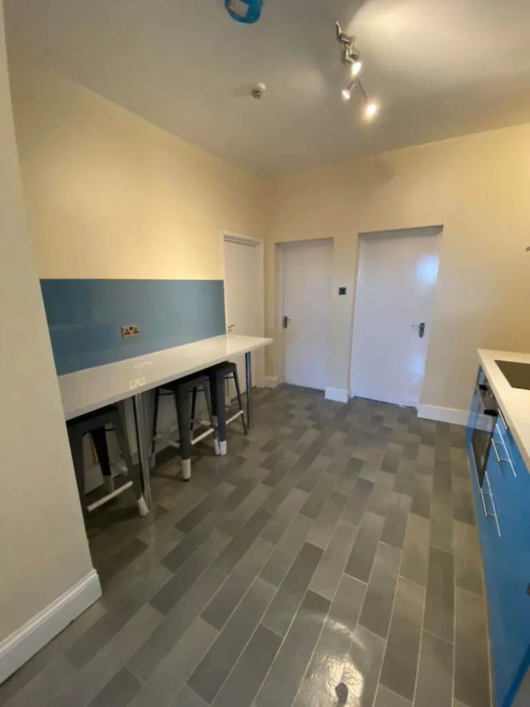 4 bedroom flat for rent