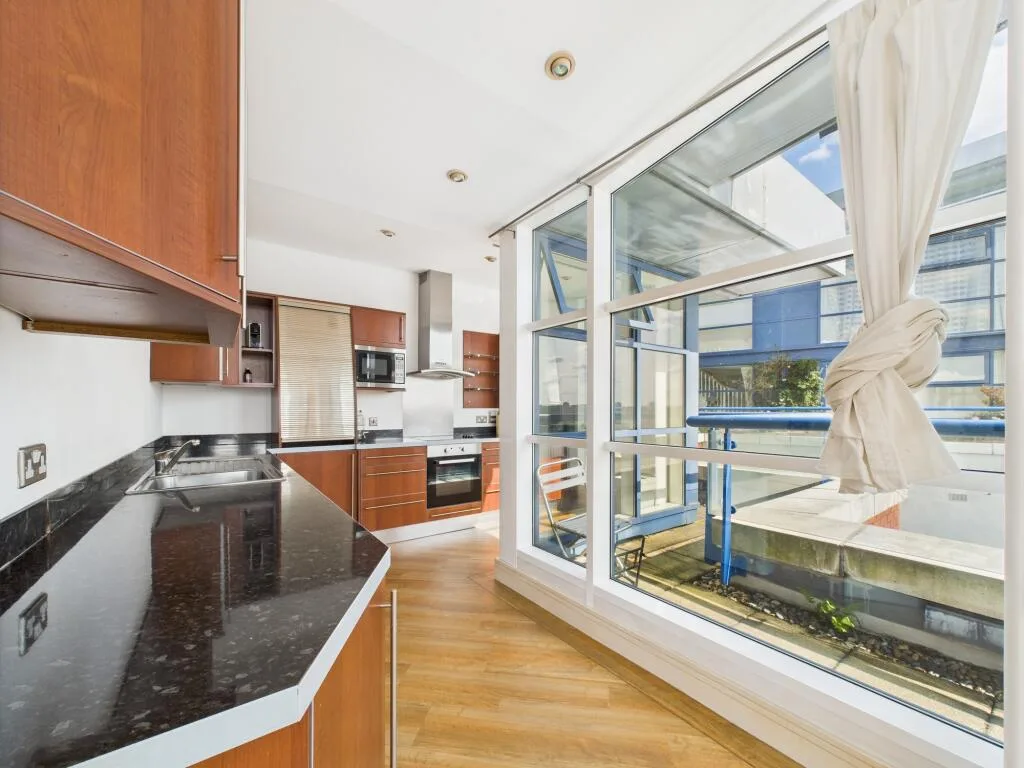 2 bedroom penthouse for rent