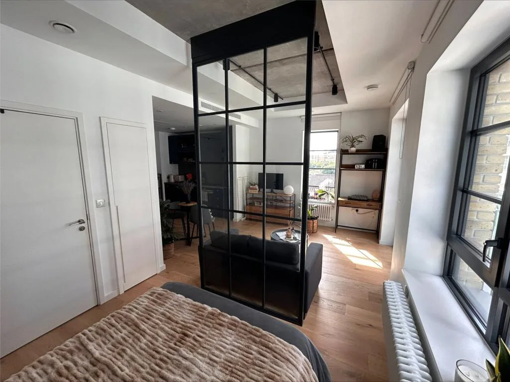 Studio apartment for rent